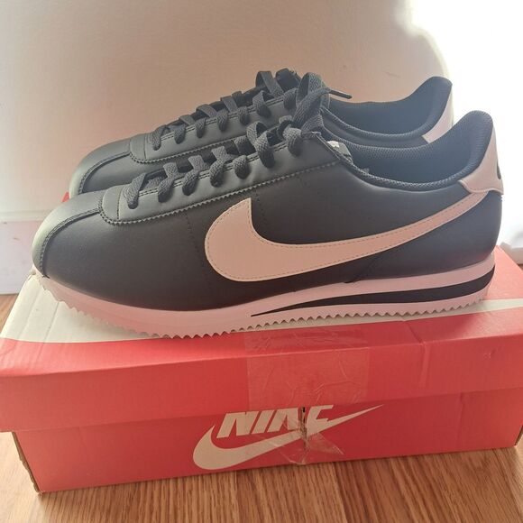 NEW Nike Cortez Basic Black White Shoes DM4044-001 Men\'s Size 11.5 main image 3